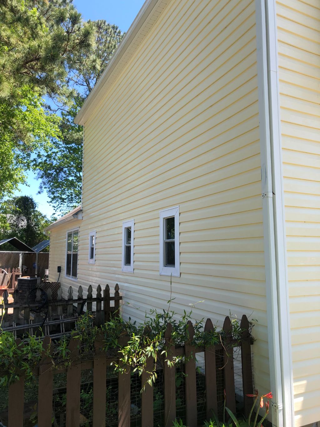 House Wash in Jacksonville, NC